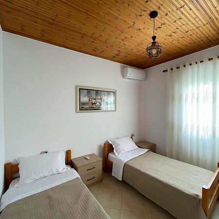 בראט Rent Rooms Sakolli מראה חיצוני תמונה